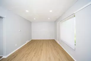 22675 Santa Maria St, Detroit, MI 48219 - Photo 10