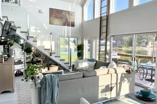 727 Treasure Island Dr, Mattawan, MI 49071 - Photo 2