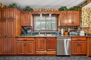 1180 Herbert J Ave, Jackson, MI 49202 - Photo 14