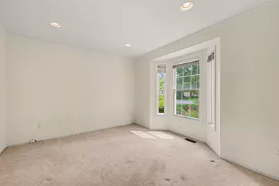 208 Pierce Lake Drive, Chelsea, MI 48118 - Photo 6