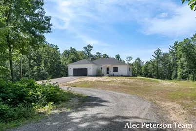 6069 Ruthie Lane, Fruitport, MI 49415 - Photo 2