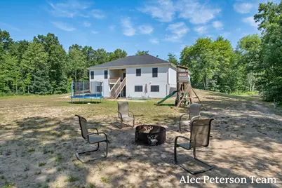 6069 Ruthie Lane, Fruitport, MI 49415 - Photo 10