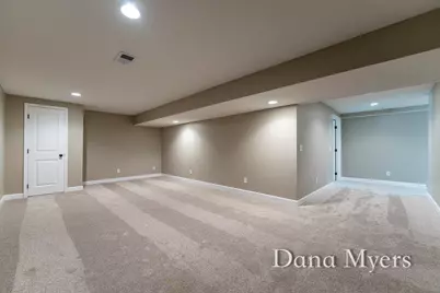 6826 McCords Avenue SE, Alto, MI 49302 - Photo 30