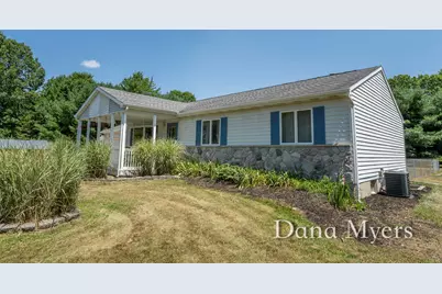 6826 McCords Avenue SE, Alto, MI 49302 - Photo 2