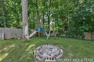 4744 Burton St SE, Grand Rapids, MI 49546 - Photo 40