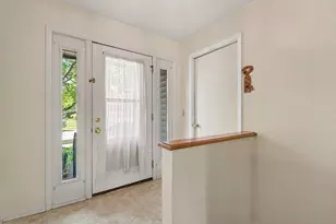 2779 Mulford Dr SE, Grand Rapids, MI 49546 - Photo 8