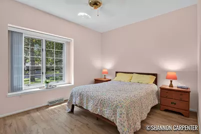 2620 Riverside Drive NE, Grand Rapids, MI 49505 - Photo 16