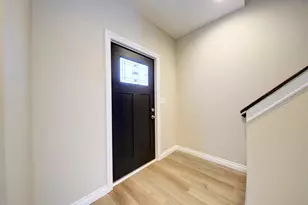 33724 Barrington St, Westland, MI 48186 - Photo 2