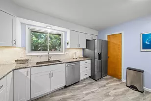 1609 Glastonbury Rd, Ann Arbor, MI 48103 - Photo 8