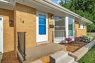 1609 Glastonbury Rd, Ann Arbor, MI 48103 - Photo 2