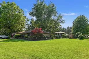 244 N 160th Ave, Holland, MI 49424 - Photo 4