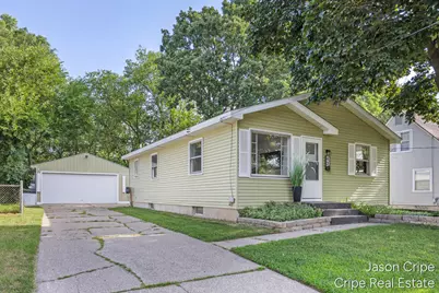43 35th Street SE, Wyoming, MI 49548 - Photo 2