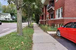 520 State St, Saint Joseph, MI 49085 - Photo 2