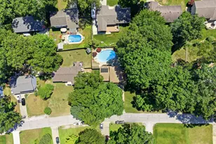 1076 Lancelot Dr, Muskegon, MI 49445 - Photo 38