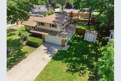 1076 Lancelot Drive, Muskegon, MI 49445 - Photo 8