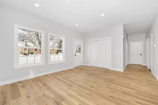 1118 Millard Ct, Three Rivers, MI 49093 - Photo 4