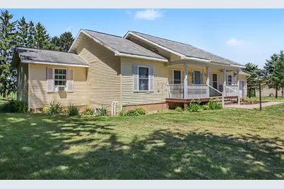 4067 W 48th Street, Fremont, MI 49412 - Photo 1