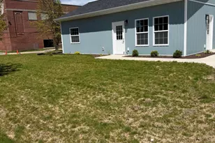 303 Middle St, Three Rivers, MI 49093 - Photo 1