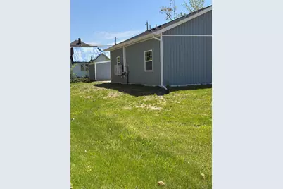 303 Middle Street, Three Rivers, MI 49093 - Photo 20