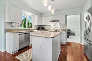 2877 Leslie Park Cir, Ann Arbor, MI 48105 - Photo 16
