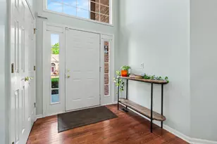 2877 Leslie Park Cir, Ann Arbor, MI 48105 - Photo 6