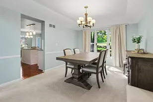 2877 Leslie Park Cir, Ann Arbor, MI 48105 - Photo 12