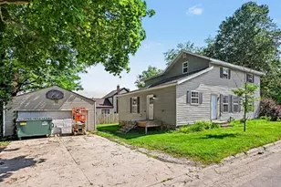 210 Days Ave, Buchanan, MI 49107 - Photo 26