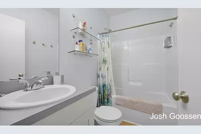 2106 Celadon Drive NE #34, Grand Rapids, MI 49525 - Photo 16