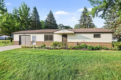 5385 Saint Joseph Avenue, Stevensville, MI 49127 - Photo 2