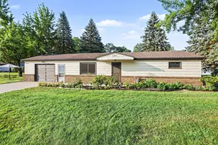 5385 St Joseph Ave, Stevensville, MI 49127 - Photo 2