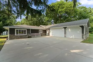 21684 Channel Pkwy, Edwardsburg, MI 49112 - Photo 1