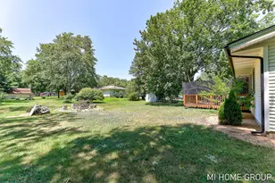 918 136th Ave, Holland, MI 49424 - Photo 12