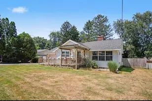 1017 Pearl St, Belding, MI 48809 - Photo 2
