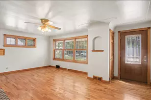 1017 Pearl St, Belding, MI 48809 - Photo 8