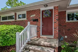 1712 Barrington Pl, Ann Arbor, MI 48103 - Photo 4