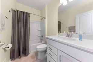 3772 Park Creek Ln, Canton, MI 48188 - Photo 14