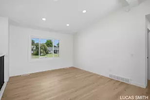 11190 Winter Dr, Zeeland, MI 49464 - Photo 10