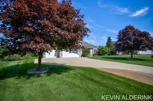 9325 Garden View Dr, Zeeland, MI 49464 - Photo 70