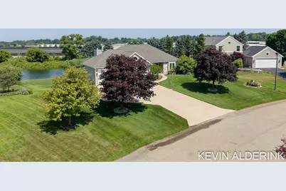 9325 Garden View Drive, Zeeland, MI 49464 - Photo 52