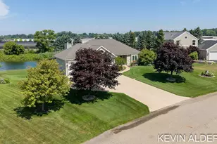 9325 Garden View Dr, Zeeland, MI 49464 - Photo 52