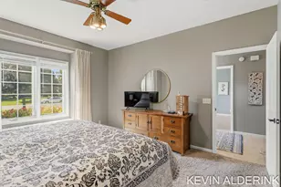 9325 Garden View Dr, Zeeland, MI 49464 - Photo 24