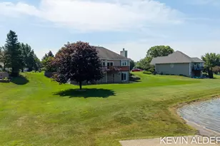 9325 Garden View Dr, Zeeland, MI 49464 - Photo 68