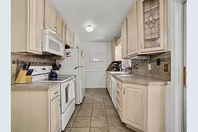 2434 Marcoux Avenue, Muskegon, MI 49442 - Photo 6