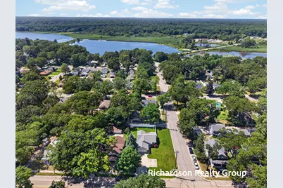 405 Douglas Street, Muskegon, MI 49445 - Photo 52