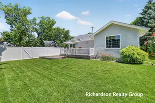 405 Douglas St, Muskegon, MI 49445 - Photo 44
