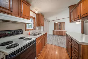7953 S Baldwin Ave, Newaygo, MI 49337 - Photo 12