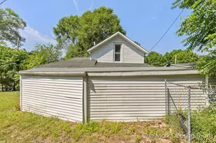 522 Ionia St, Belding, MI 48809 - Photo 24