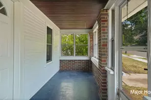 1229 Dickinson St SE, Grand Rapids, MI 49507 - Photo 4