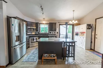 14307 Aspen Vale Drive, Holland, MI 49424 - Photo 6