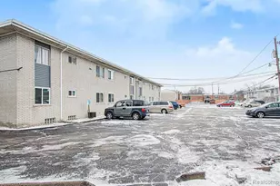 4839 Mansfield Ave, Royal Oak, MI 48073 - Photo 4